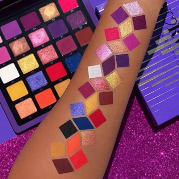 ABH NORVINA Pro Pigment Palette Vol. 1 - Picture 6 of 9